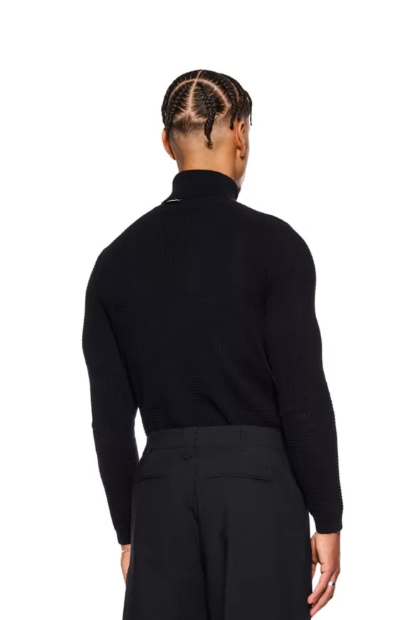Anatomy Turtleneck Black>OLAKALA Fashion