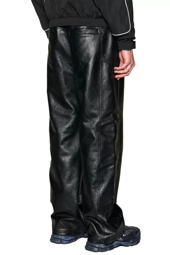 Discreet Leather Pants>OLAKALA Shop